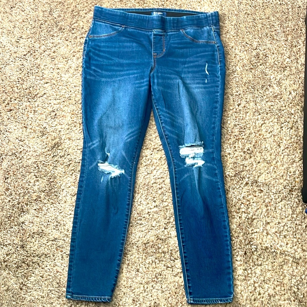Old Navy Rockstar size:14 Mid-Rise
